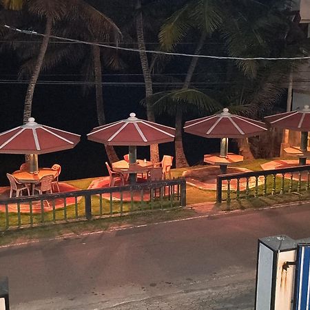 Panorama Indian Hotel And Restaurant เบอร์อูวาลา ภายนอก รูปภาพ