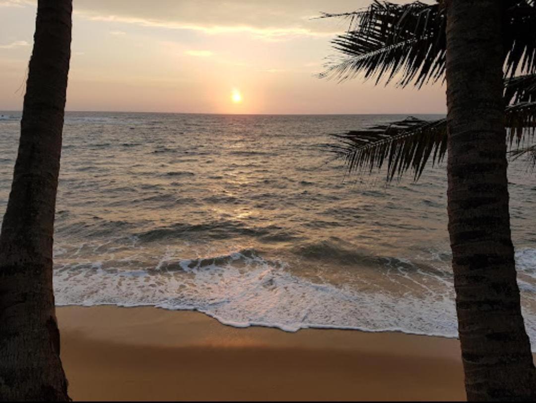 Panorama Indian Hotel And Restaurant เบอร์อูวาลา ภายนอก รูปภาพ